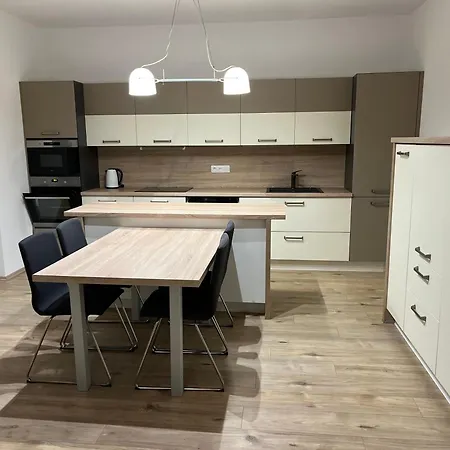 Na Trnavskom Myte Appartamento Bratislava