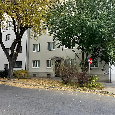 Na Trnavskom Myte Apartamento Bratislava